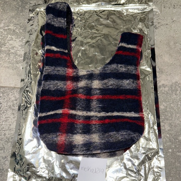 Carlton Yaito Knot Bag - Picture 3 of 6